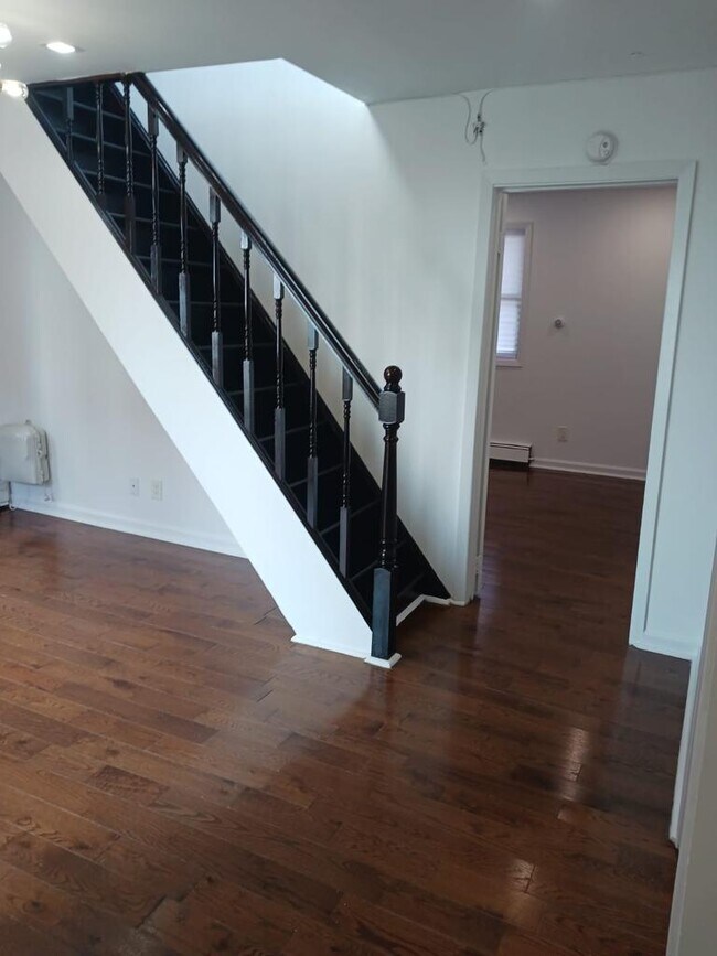Foto del edificio - 131 Beach 121st St