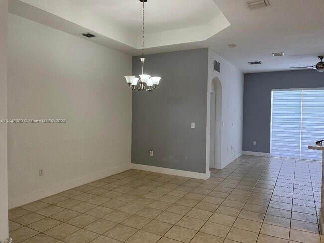 Foto del edificio - 15205 SW 13th Terrace