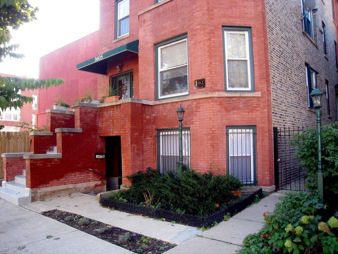 Foto del edificio - 3605-3607 W Palmer St