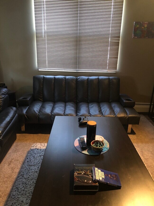 Foto del edificio - 676 Ashland Avenue, Unit 6