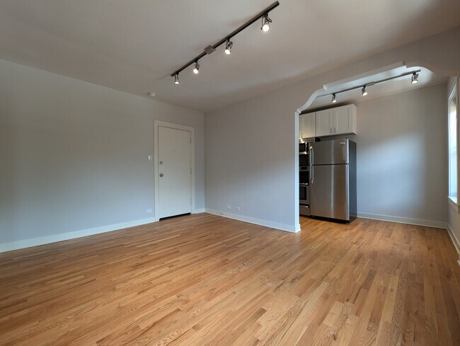 Building Photo - 2430 N Kedzie Blvd