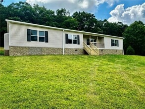 Building Photo - 15 Bonanza Ln