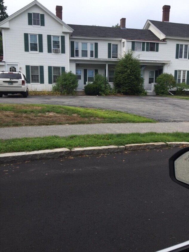 72 S State St Unit 3, Concord, NH 03301 Room for Rent in Concord, NH