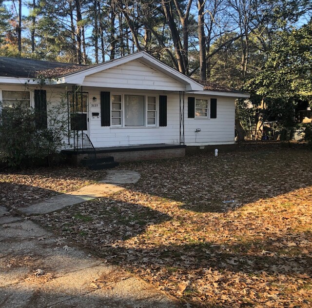 Building Photo - 3133 Monticello Dr