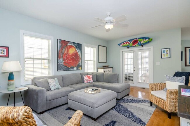 Foto del edificio - 1725 Spot Ln