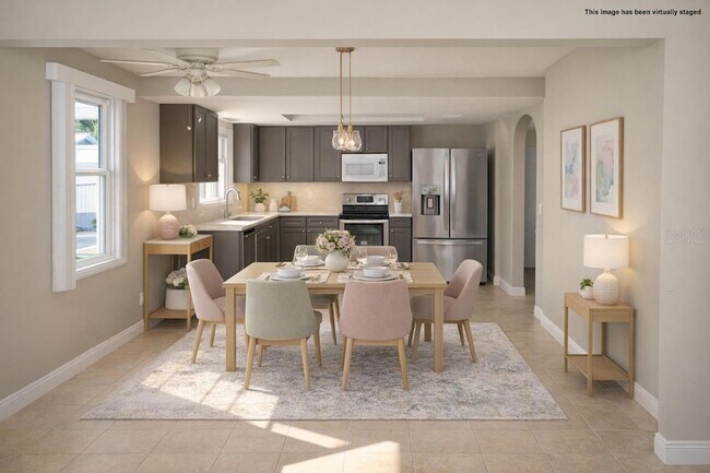 Foto del edificio - 6525 Manila Palm Way