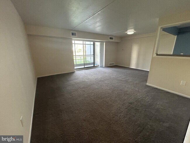 Building Photo - 60 Welsh Tract Rd