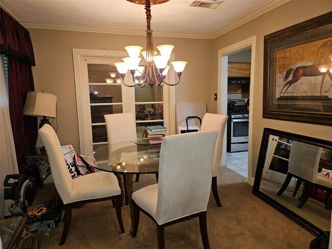 Foto del edificio - 6903 Kingsway Dr