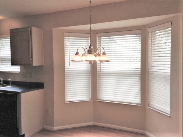 Foto del edificio - 4897 Rialto Ridge Drive