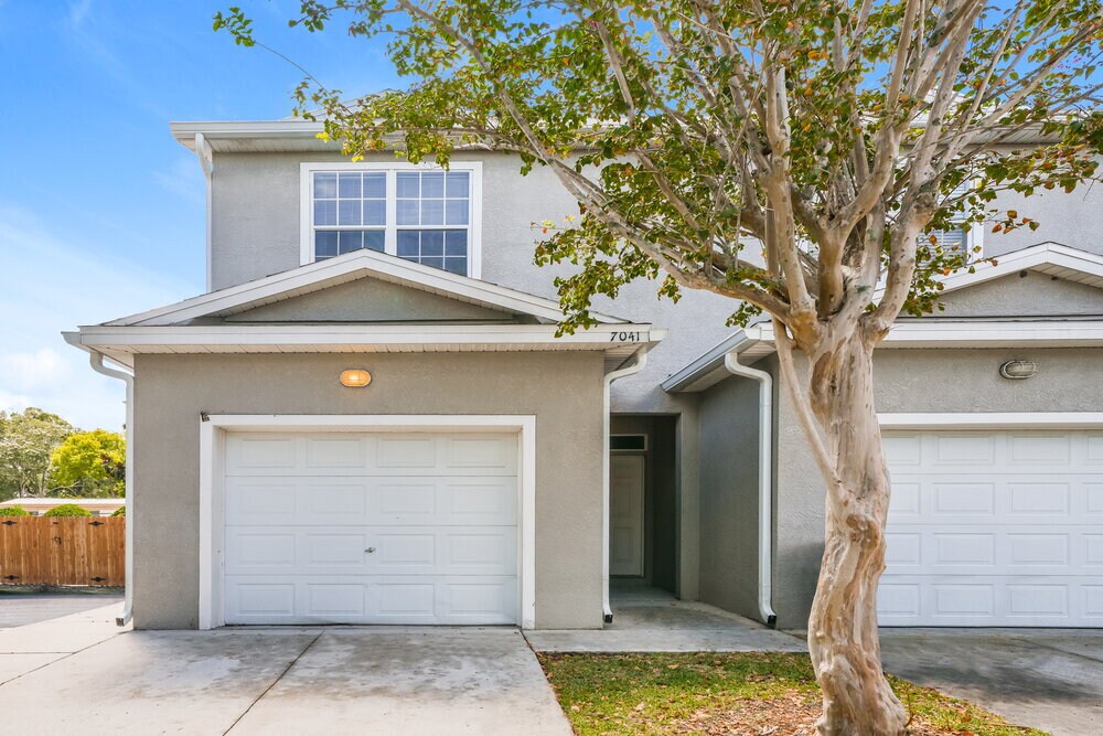 Primary Photo - 7041 Opal Dr