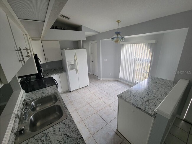 Foto del edificio - 7413 Crock Ave