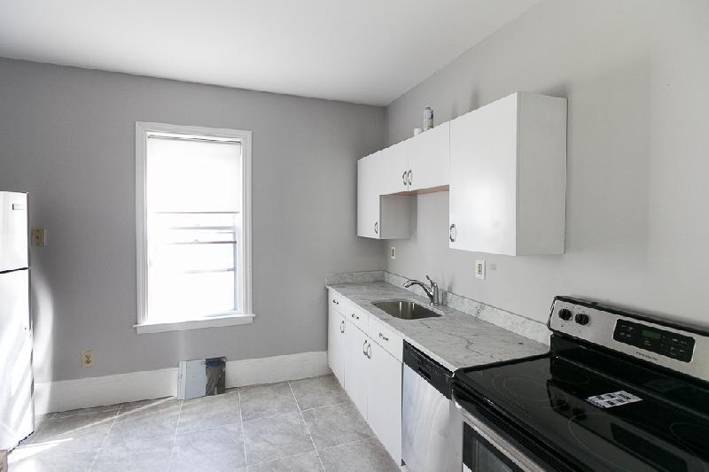 Primary Photo - 47 Cornwall St