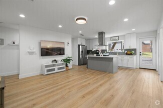 Building Photo - 8516 Contour Dr