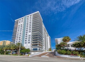 Building Photo - 2751 S Ocean Dr