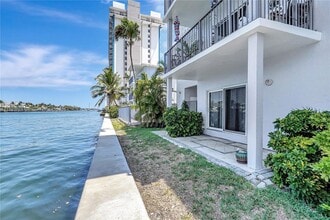Building Photo - 2200 S Ocean Dr