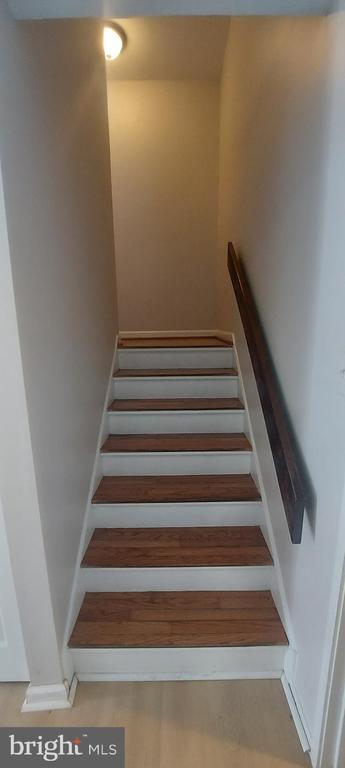 Foto del edificio - 9505 Fern Hollow Way