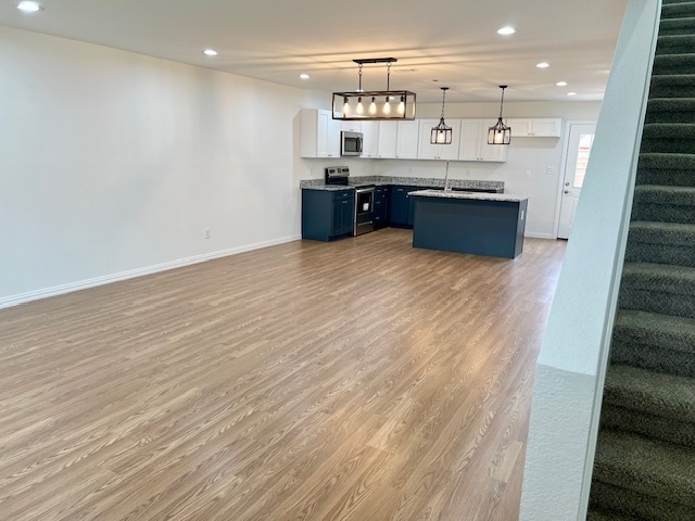 Open Living Area - 5909 Grayson St
