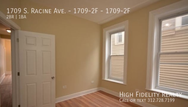 Building Photo - 1709 S Racine Ave