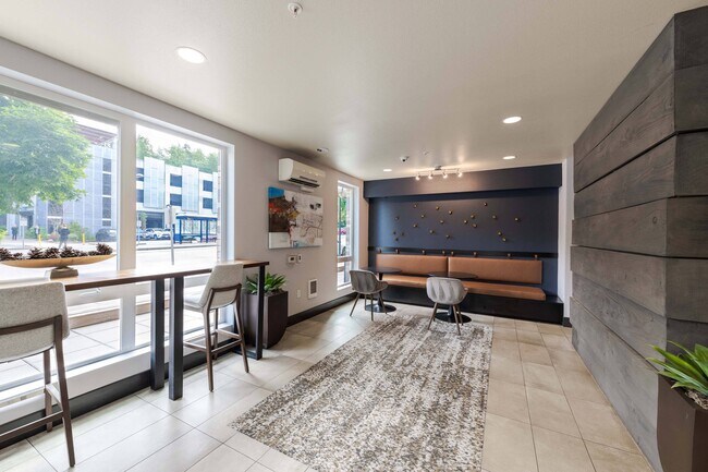 Foto del edificio - Kirkland Crossing