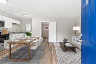 Building Photo - 102 Cone St