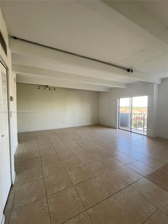 Foto del edificio - 8950 NE 8th Ave