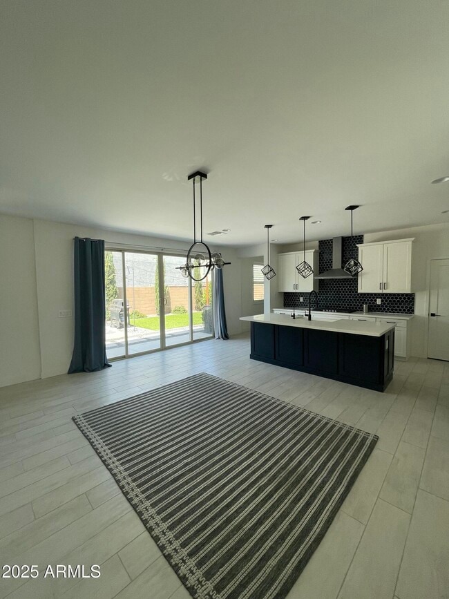 Foto del edificio - 25710 N 20th Ln