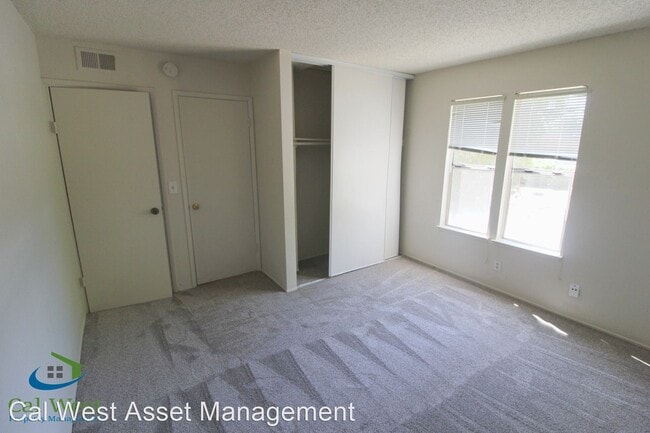 Building Photo - 573 E Arques Ave