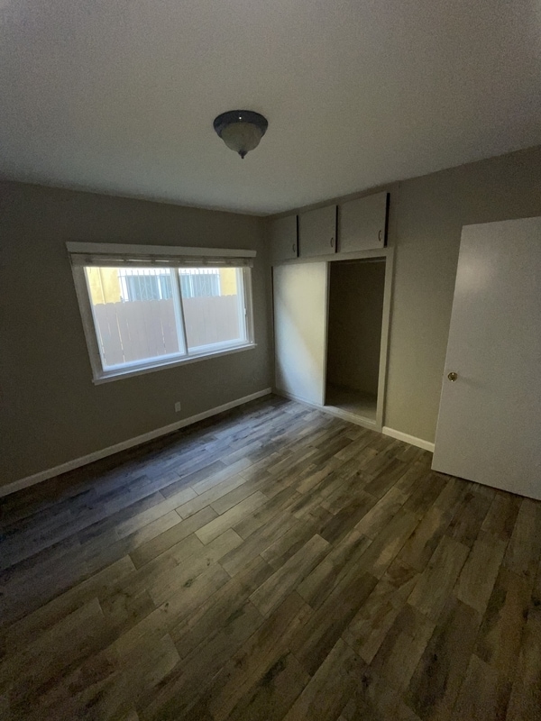 Building Photo - 721 S Grevillea Ave