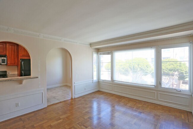 Foto del edificio - 2429 Turk Blvd