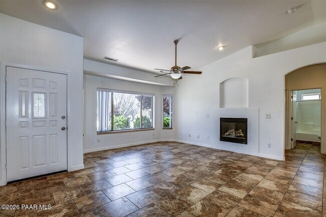 Foto del edificio - 6815 E Kilkenny Pl