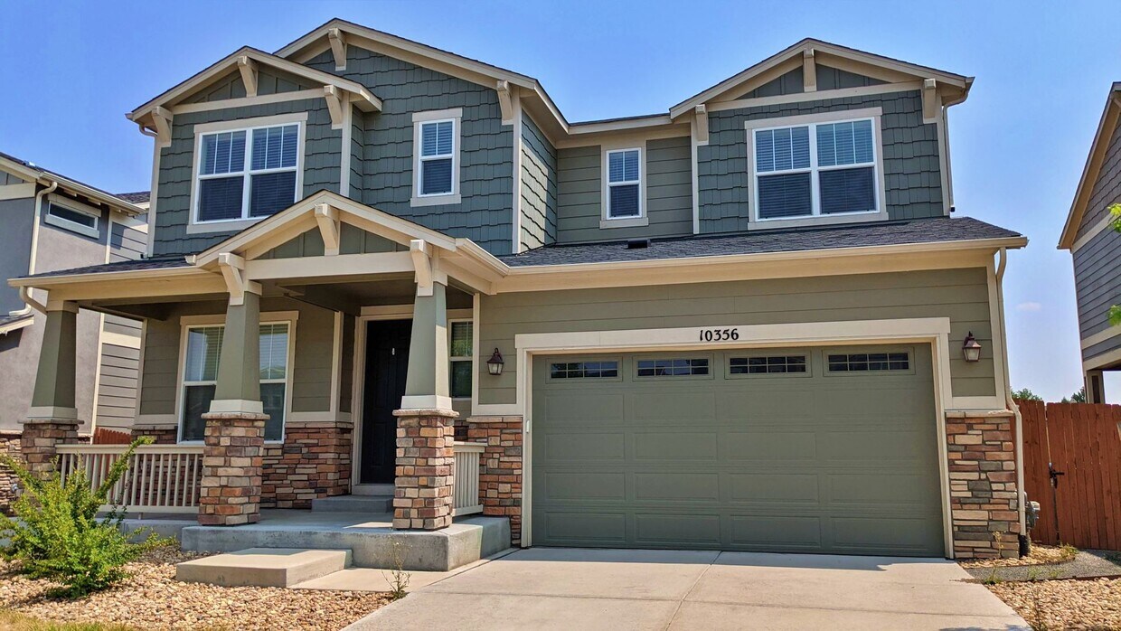Primary Photo - Awesome 3 Bedroom, 2.5 Bath with Study and...