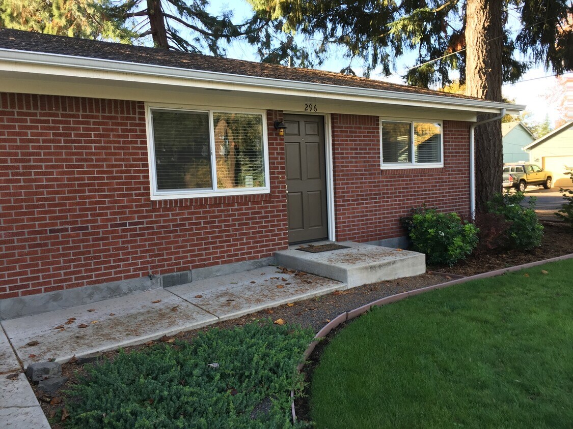 Foto principal - Bushnell Ln Duplex