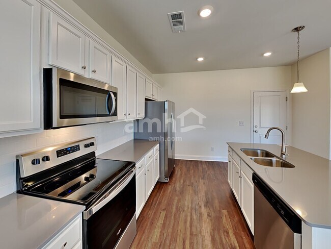 Foto del edificio - 2036 Williamshire Ln