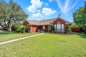 Building Photo - 105 Violet Dr