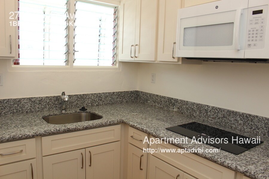 Foto principal - 2756 Rooke Ave