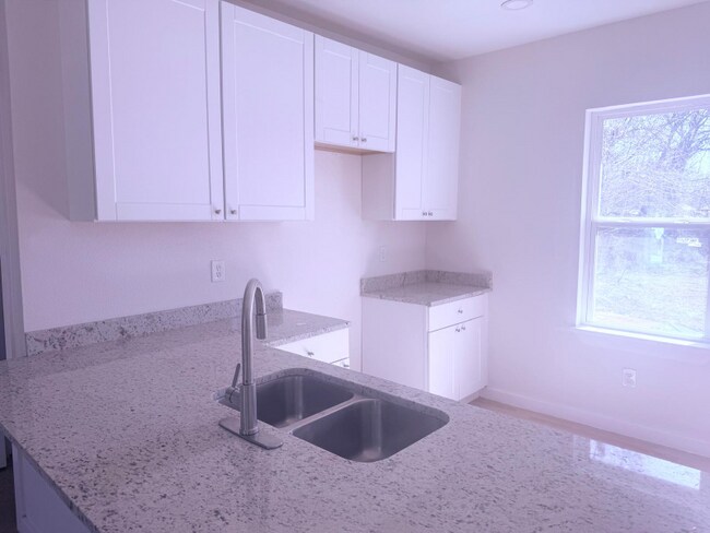 Foto del edificio - 326 W Rainey St