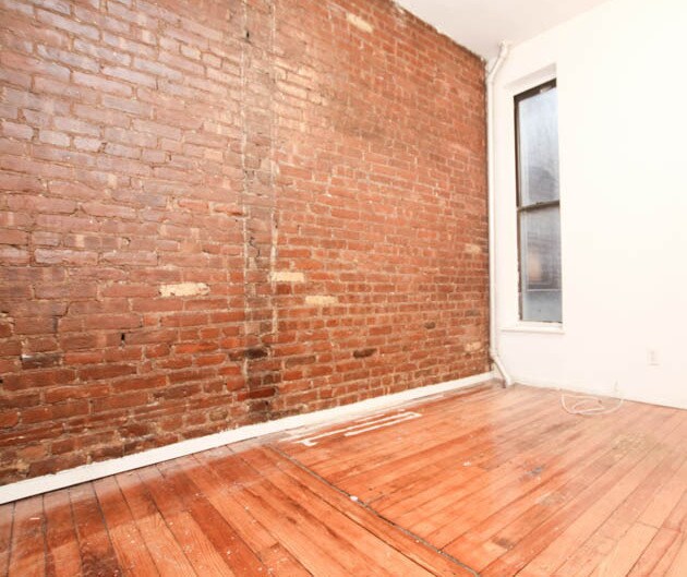 Building Photo - 36 SAINT MARKS Pl