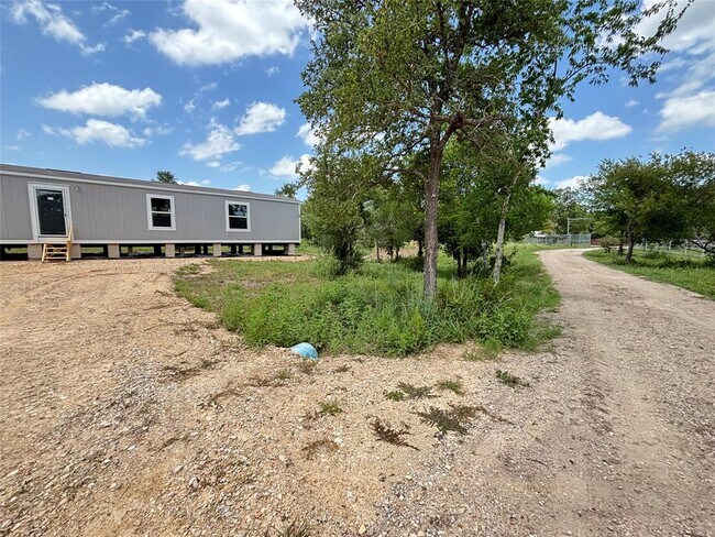 Building Photo - 277 Elm Forest Loop