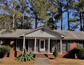 Building Photo - 5670 Morning Creek Cir