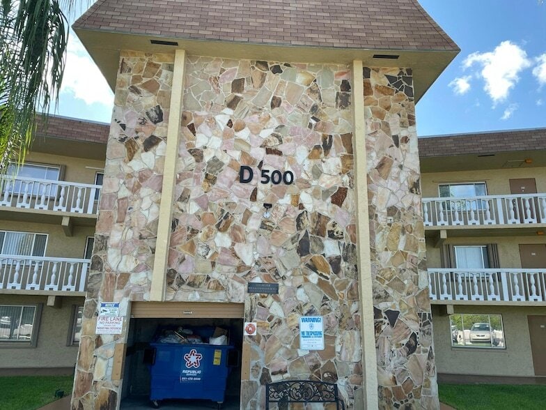 Photo - 500 Village Green Circle W Unit 214