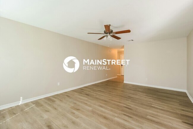 Foto del edificio - 3 Bedroom Pet-Friendly Home in OKLAHOMA CI...