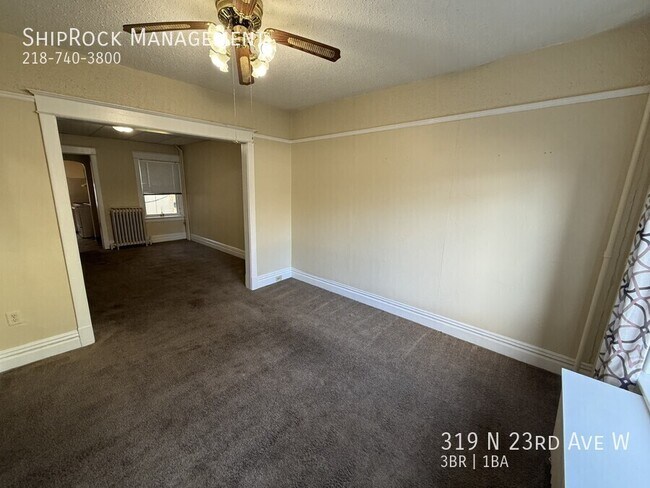 Foto del edificio - 319 N 23rd Ave W