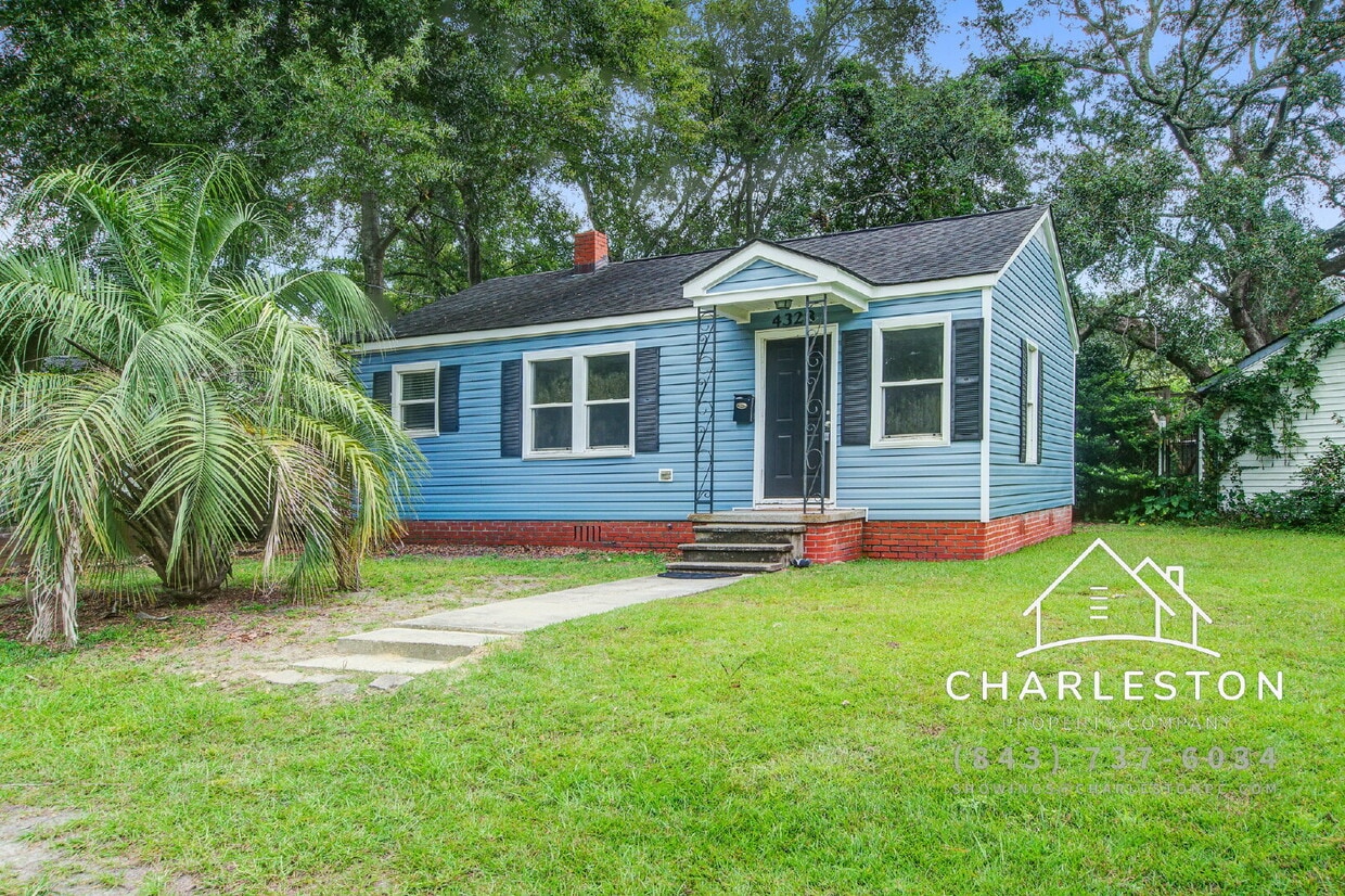 Photo - 4328 Lambert St - Available Now!