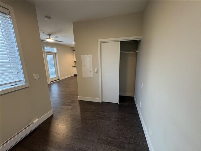 Photo du bâtiment - 45513-45513 Market Way