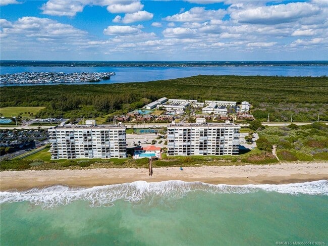 Building Photo - 9490 S Ocean Dr