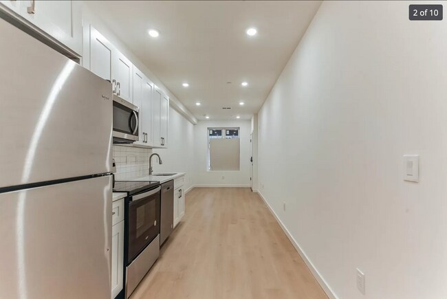 Foto del edificio - 5549 Bloyd St