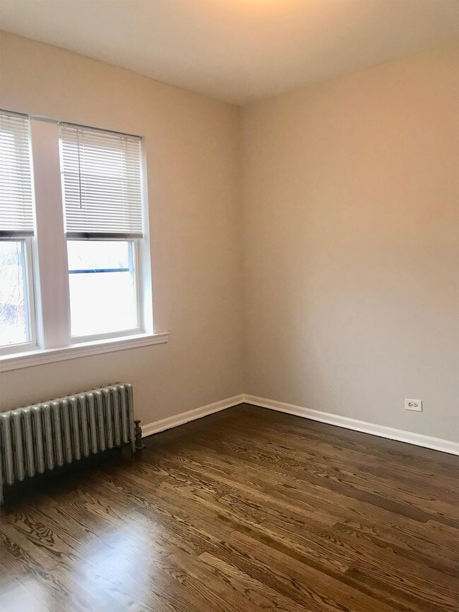 Foto del edificio - 7153 W Grand Ave