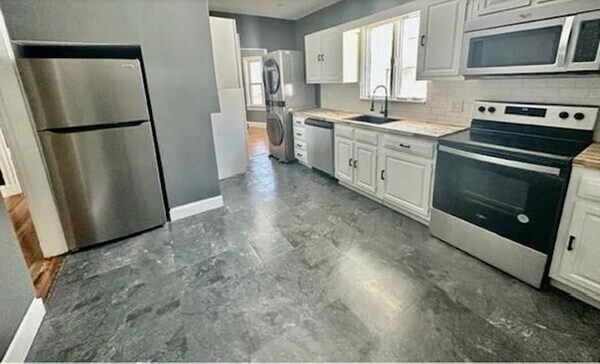 Foto principal - 134 Elm St