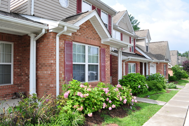 Foto del edificio - Heather Glen Apartments