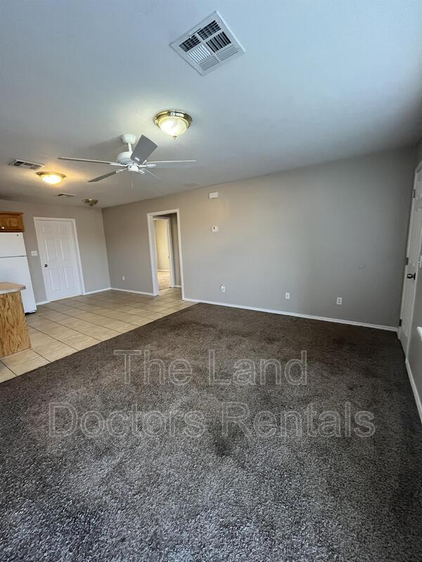 Foto del edificio - 13771 County Rd 1554